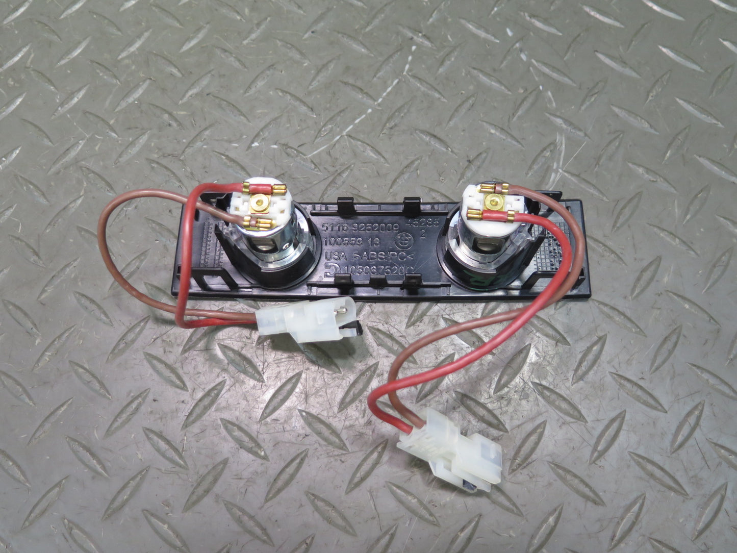 2014-2018 BMW F15 X5 Rear Center Console Power Outlet Socket 9252009