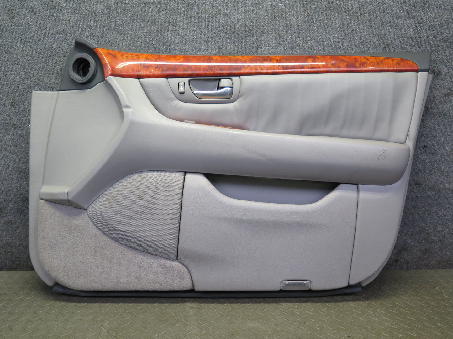 04-06 Lexus UCF30L LS430 Front Right Door Interior Trim Cover Panel Ash OEM