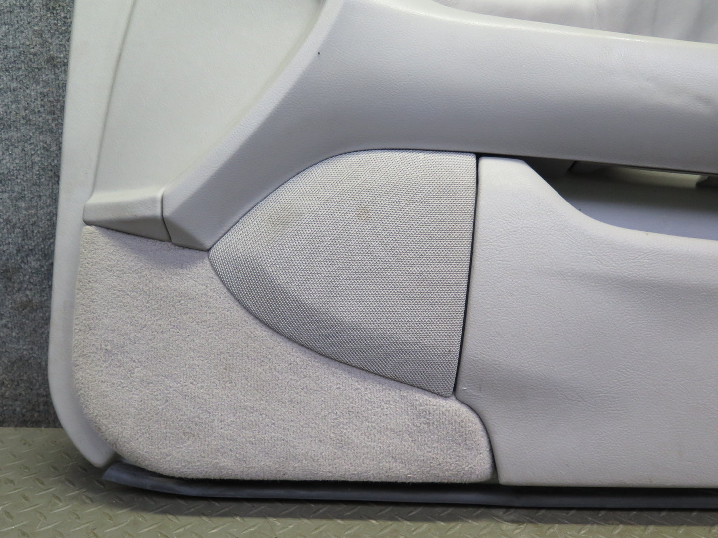 04-06 Lexus UCF30L LS430 Front Right Door Interior Trim Cover Panel Ash OEM