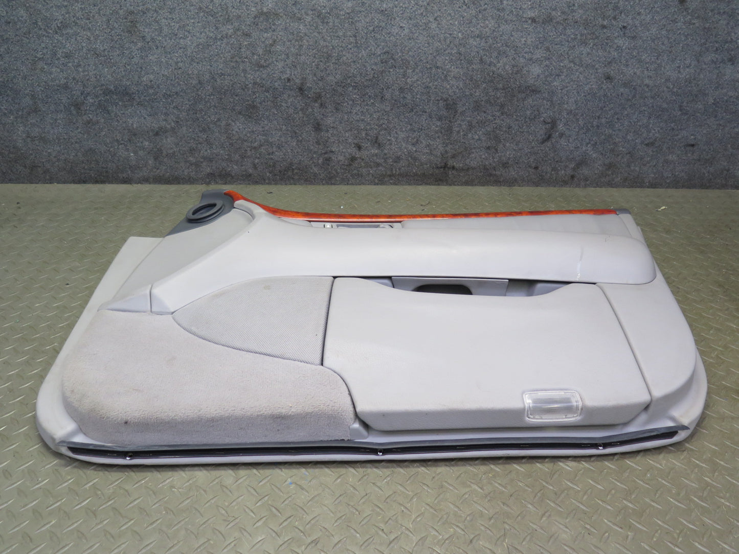 04-06 Lexus UCF30L LS430 Front Right Door Interior Trim Cover Panel Ash OEM