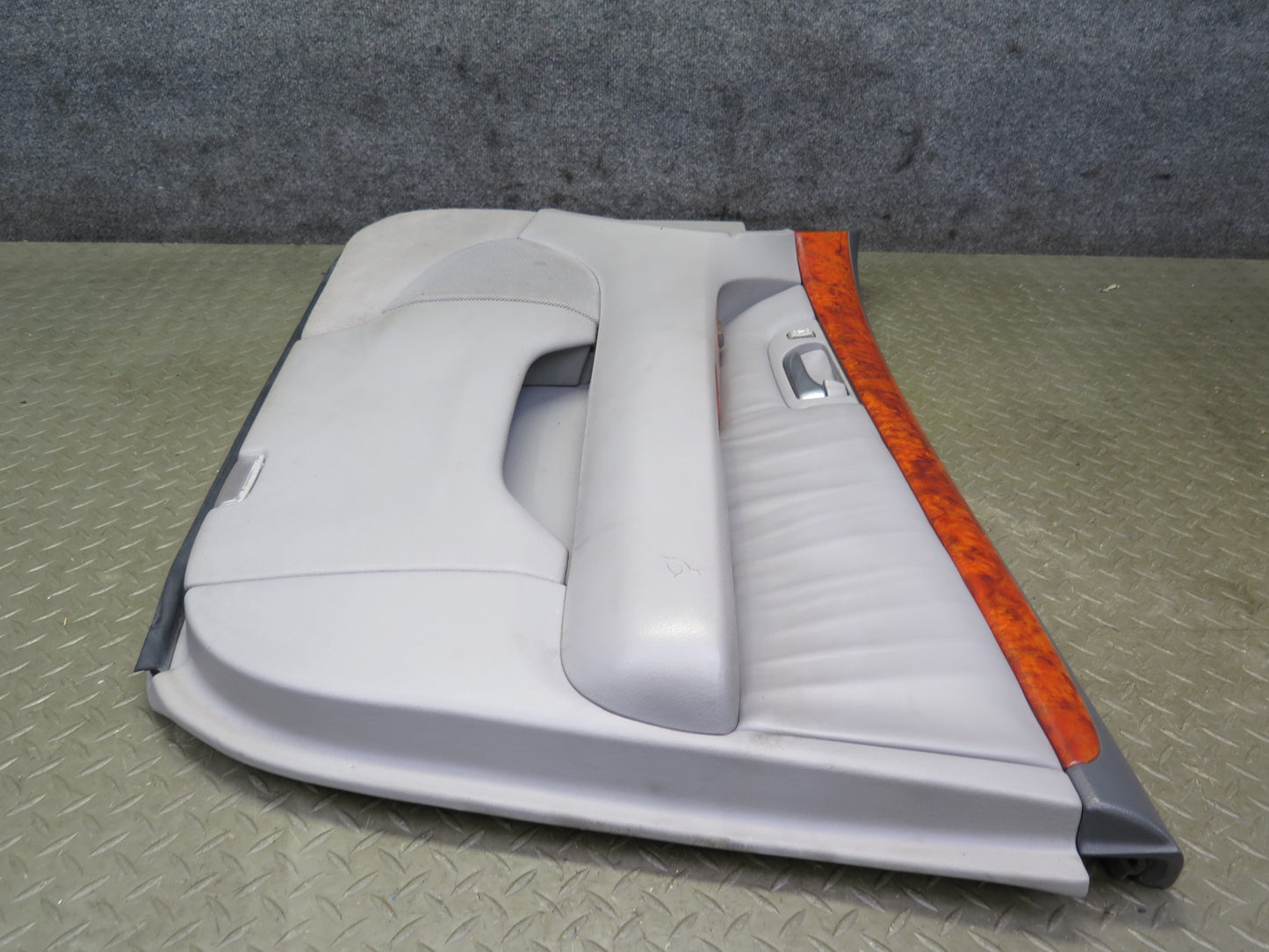 04-06 Lexus UCF30L LS430 Front Right Door Interior Trim Cover Panel Ash OEM
