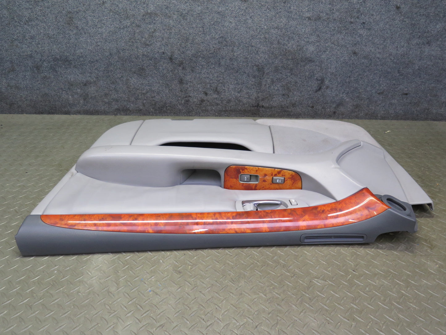 04-06 Lexus UCF30L LS430 Front Right Door Interior Trim Cover Panel Ash OEM