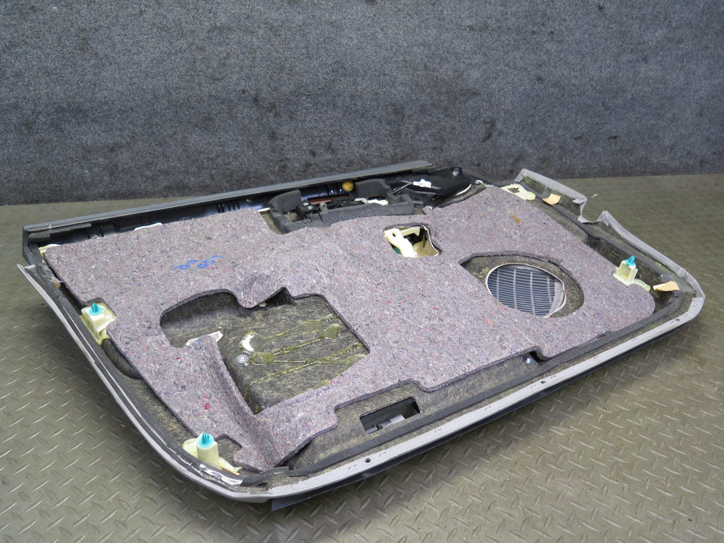 04-06 Lexus UCF30L LS430 Front Right Door Interior Trim Cover Panel Ash OEM