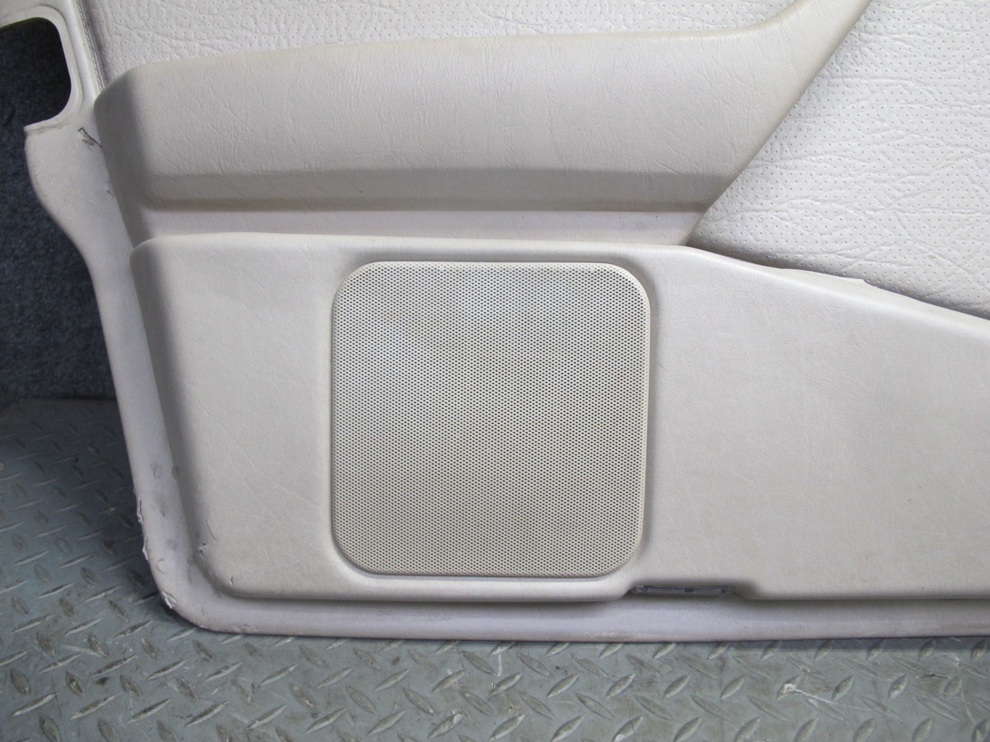 90-95 Mercedes W124 300D Front Left & Right Door Interior Trim Panel Cover OEM