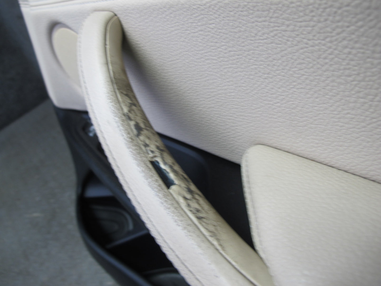 2014-2018 BMW F15 X5 Front Right Door Interior Trim Panel Cover w Window Switch