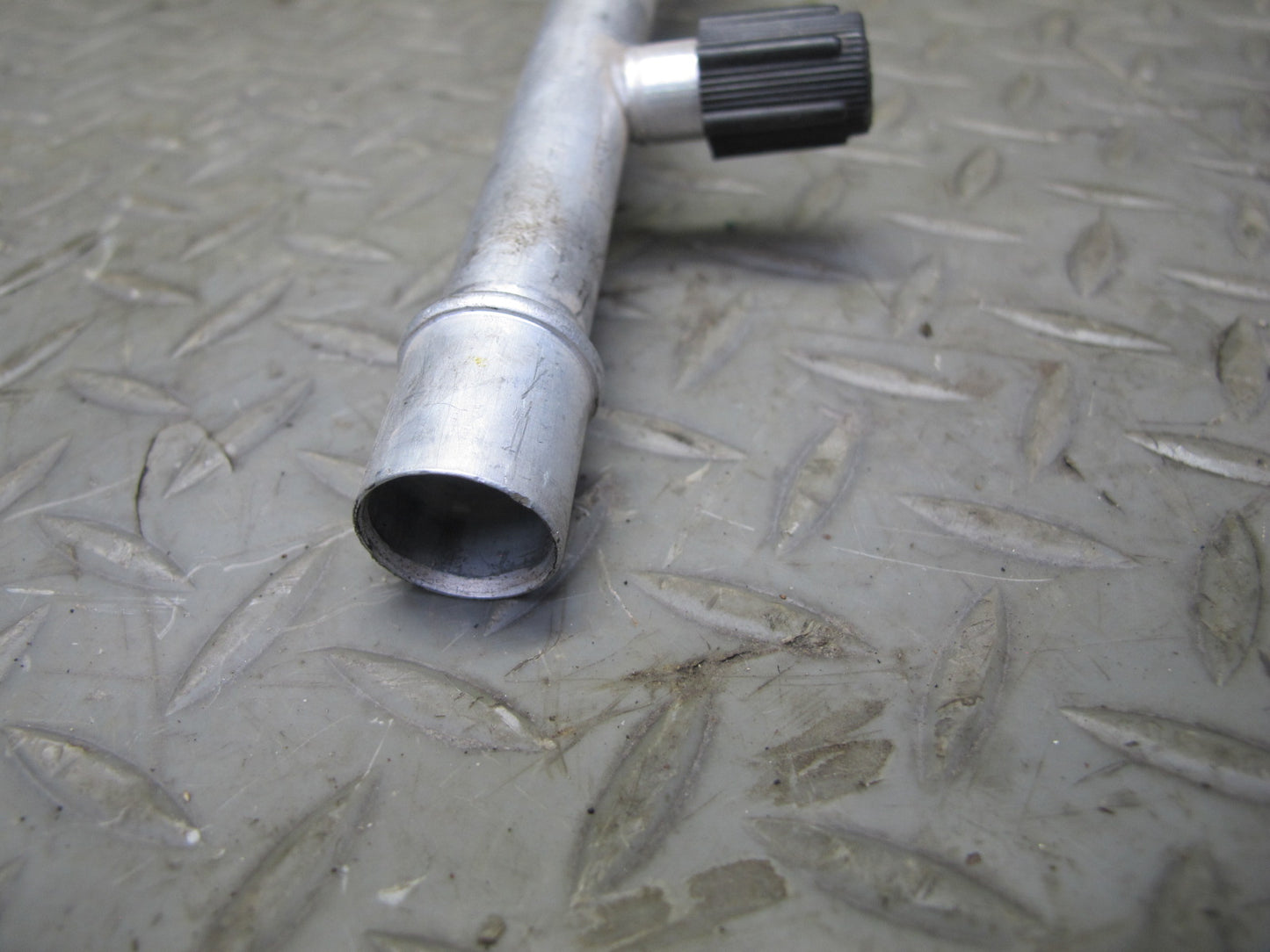 2004-2005 Cadillac XLR  A/C Air Conditioning Hose Line Pipe Set