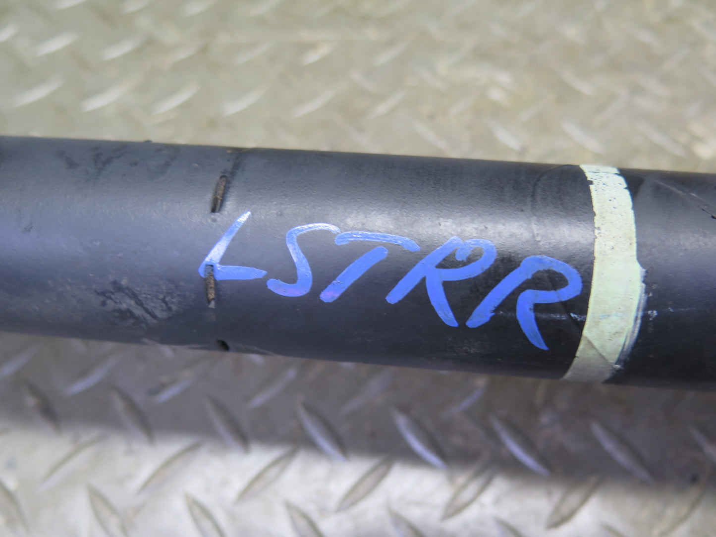 98-00 Lexus UCF20L LS400 RWD Set of 2 Rear Strut Shock Absorber OEM