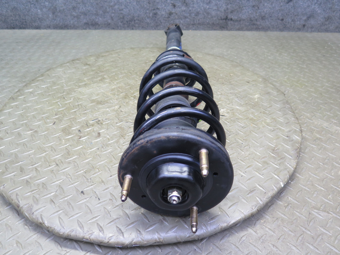 98-00 Lexus UCF20L LS400 RWD Set of 2 Rear Strut Shock Absorber OEM