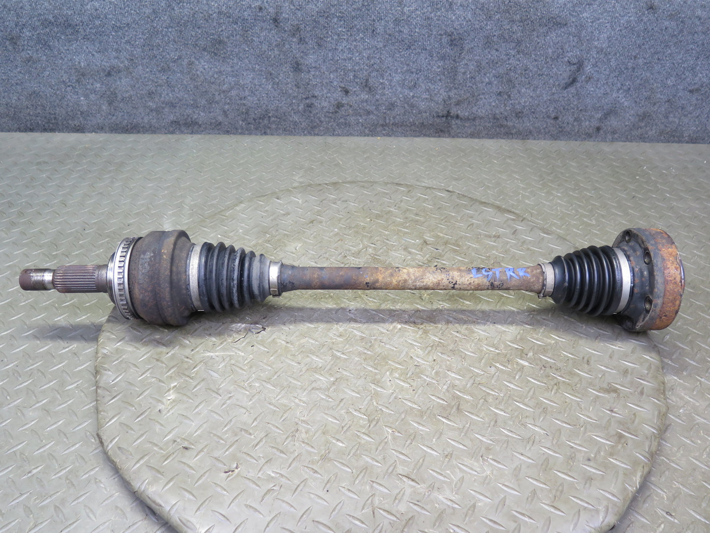 95-00 Lexus UCF20L LS400 RWD Rear Right Suspension Axle Shaft OEM