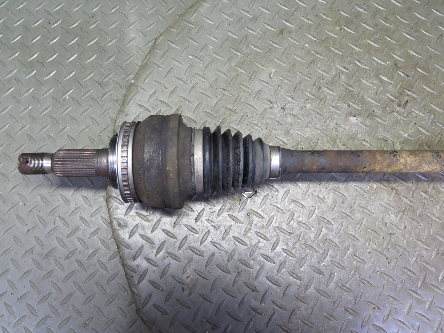 95-00 Lexus UCF20L LS400 RWD Rear Right Suspension Axle Shaft OEM