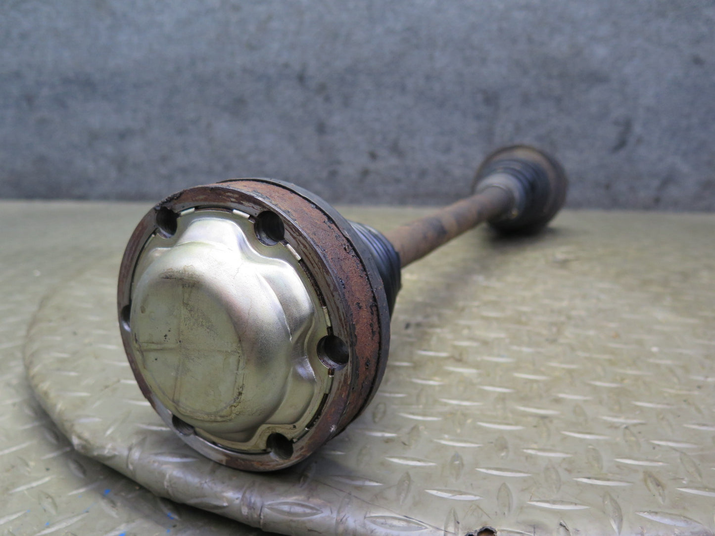 95-00 Lexus UCF20L LS400 RWD Rear Right Suspension Axle Shaft OEM