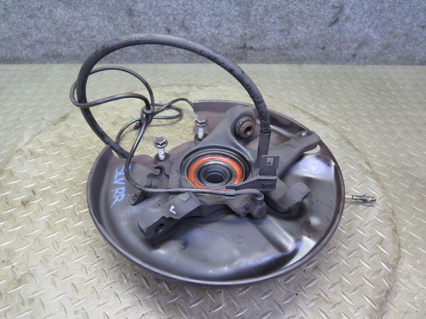 96-02 Mercedes R129 Sl-class Rear Right Spindle Knuckle Wheel Hub Bearing OEM