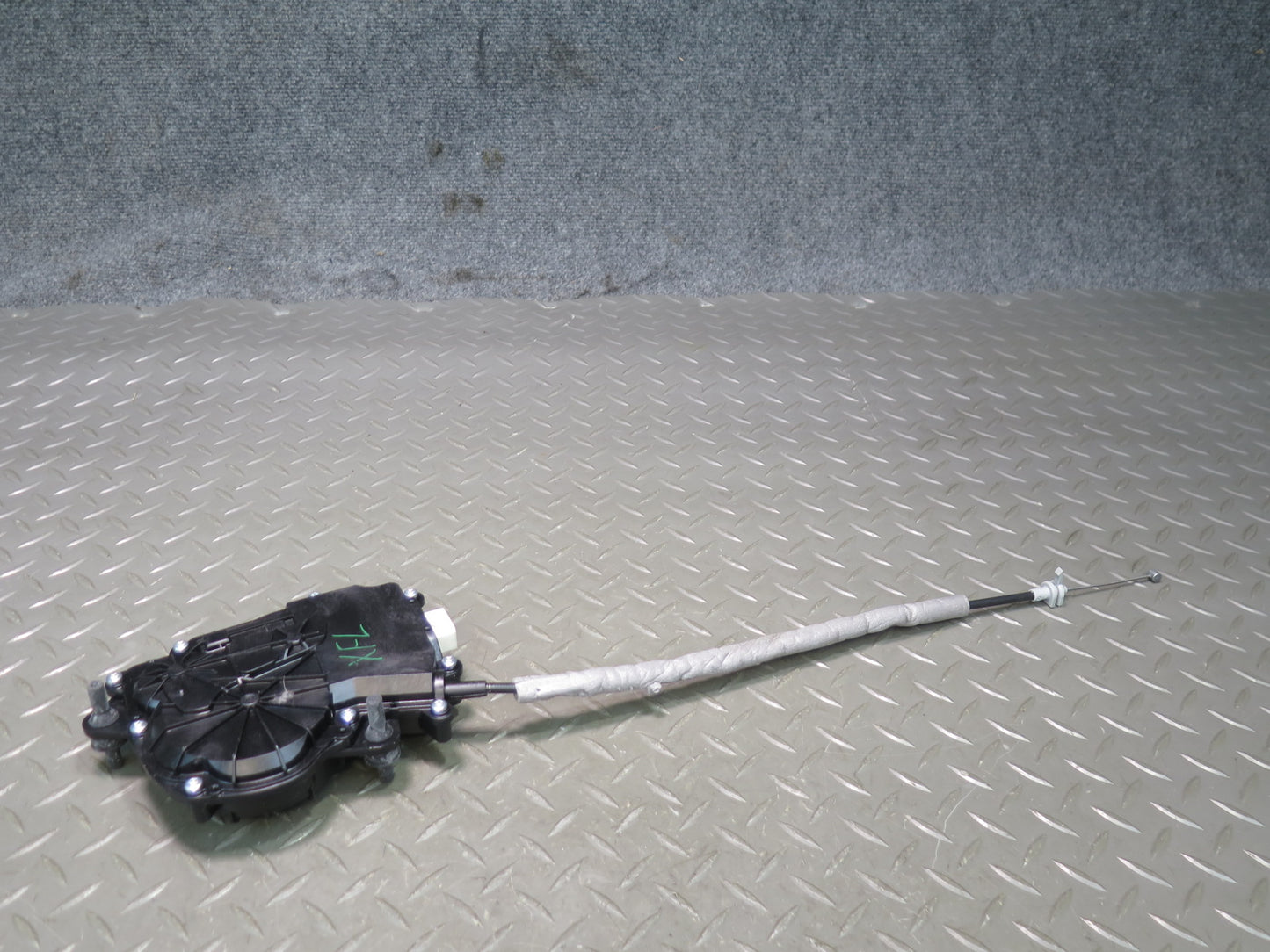 2014-2018 BMW F15 X5 Rear Trunk Liftgate Power Lock Actuator Motor 730344306