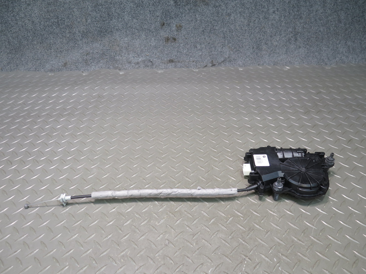 2014-2018 BMW F15 X5 Rear Trunk Liftgate Power Lock Actuator Motor 730344306