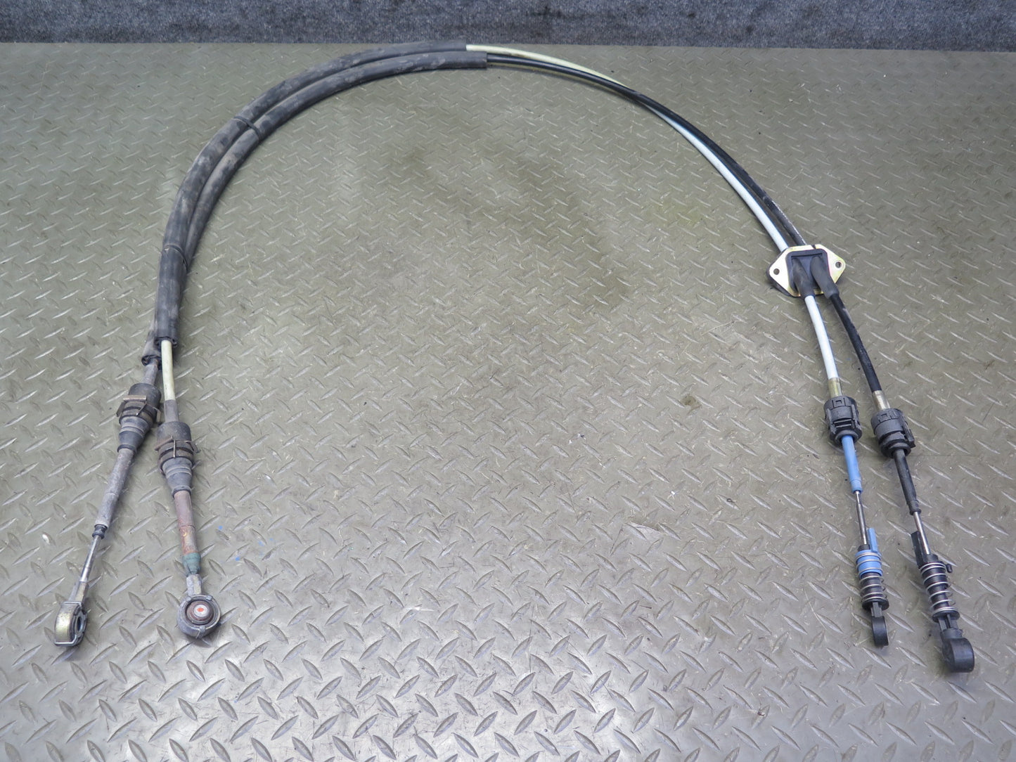 2000-2004 Porsche Boxster 986 5 Speed Manual Transmission Shifter Cable