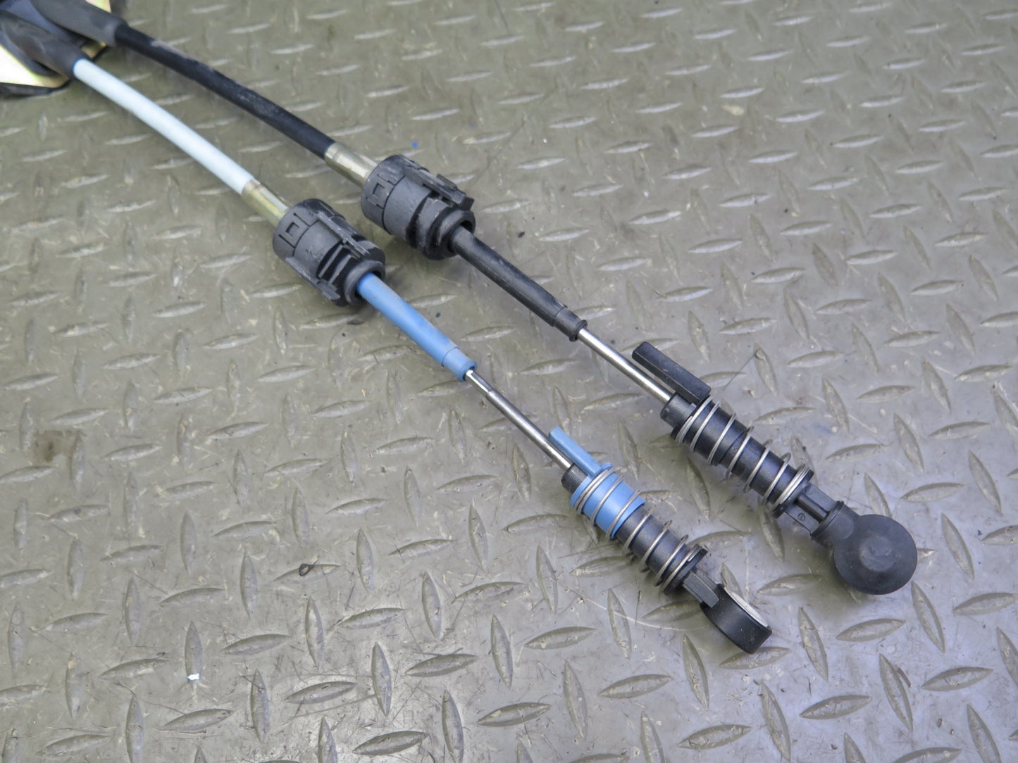 2000-2004 Porsche Boxster 986 5 Speed Manual Transmission Shifter Cable