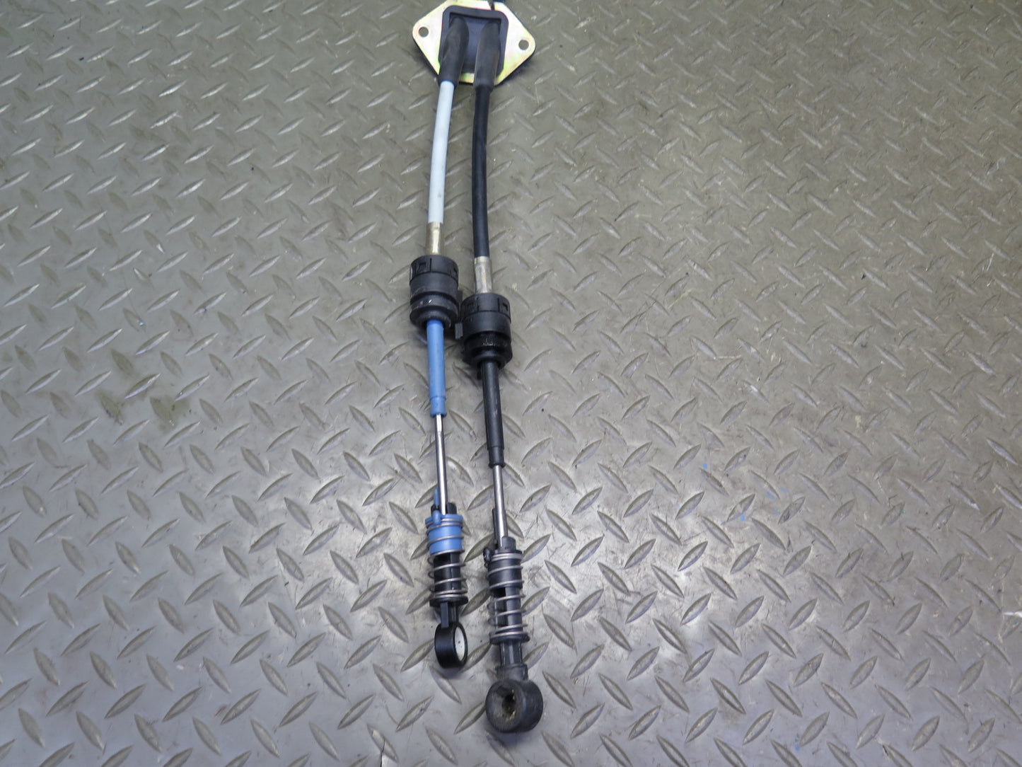 2000-2004 Porsche Boxster 986 5 Speed Manual Transmission Shifter Cable