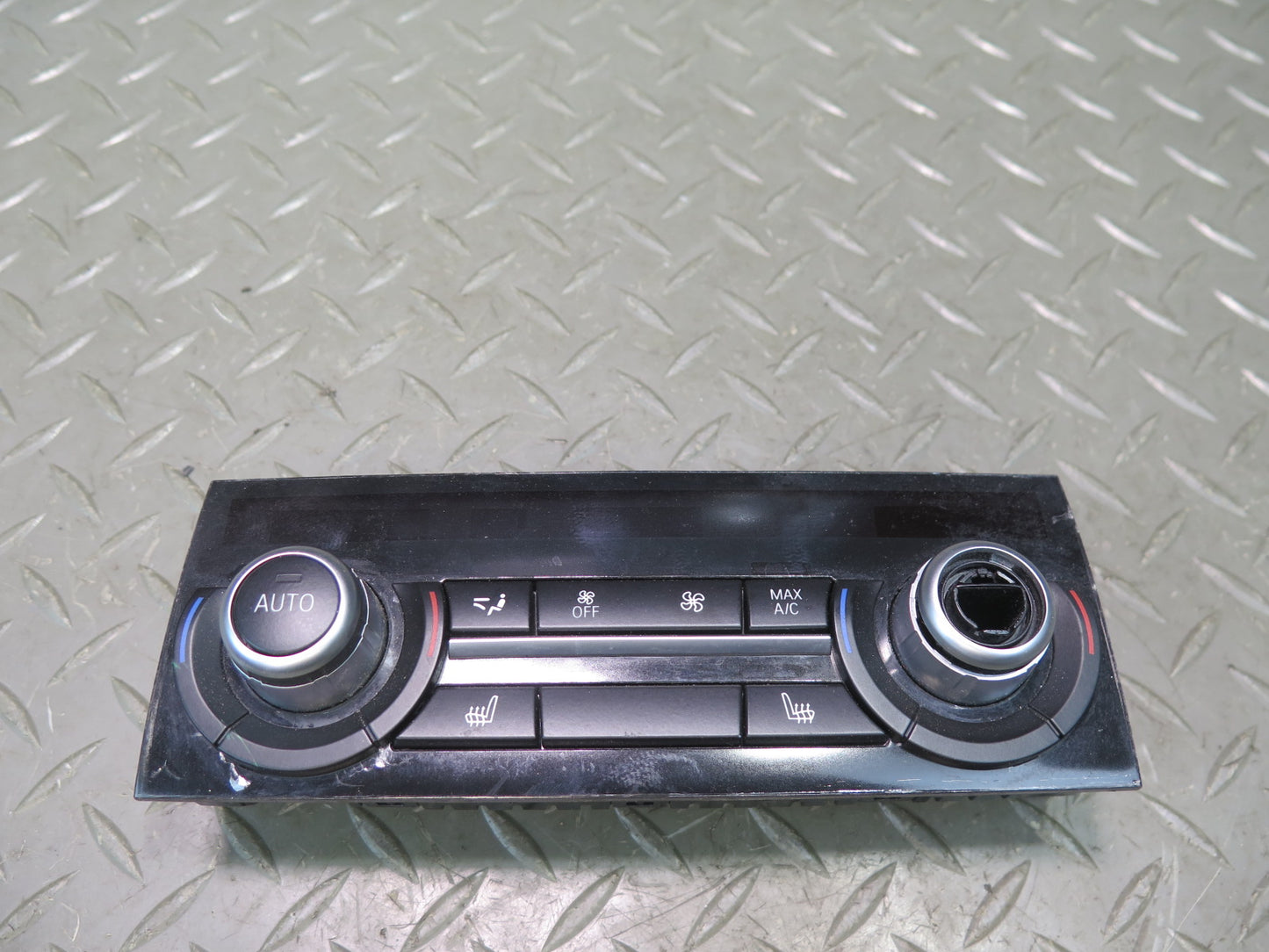 2014-2018 BMW F15 X5 Rear A/C Heater Climate Control Switch Panel 9332029