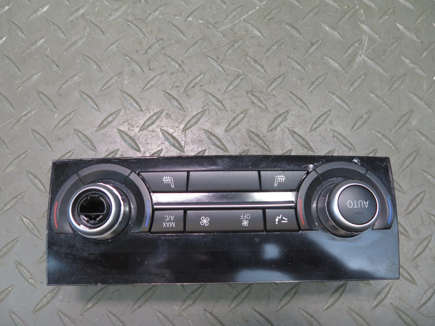 2014-2018 BMW F15 X5 Rear A/C Heater Climate Control Switch Panel 9332029