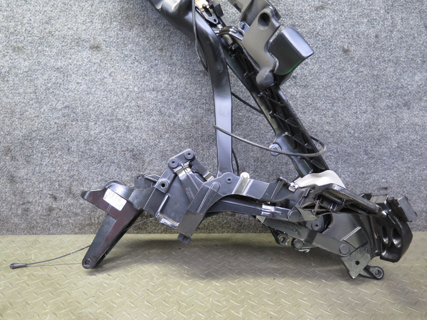 03-08 Mercedes R230 Sl-class Convertible Set of 2 Hard TOP Roof Hinge Set OEM