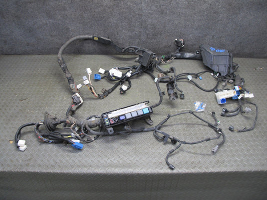 2008 Lexus USE20L Is-f Under Hood Engine Bay Wire Wiring Harness w Fuse Box OEM