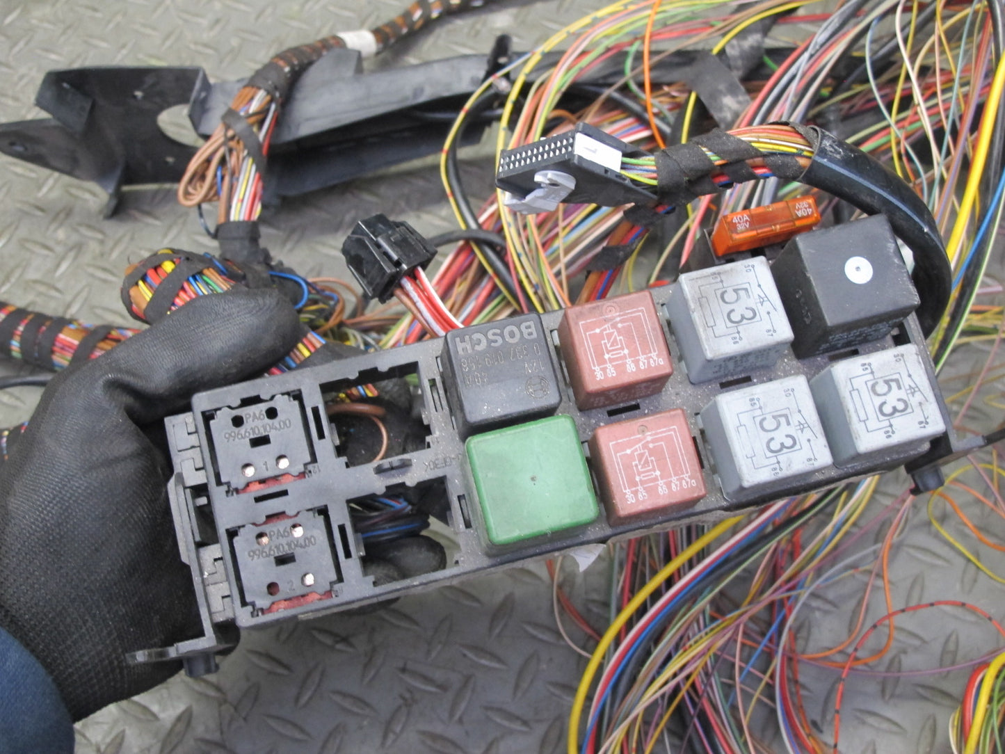 1999 Porsche 911 996 3.4L M96.01 RWD A/T Engine Motor Wire Wiring Harness