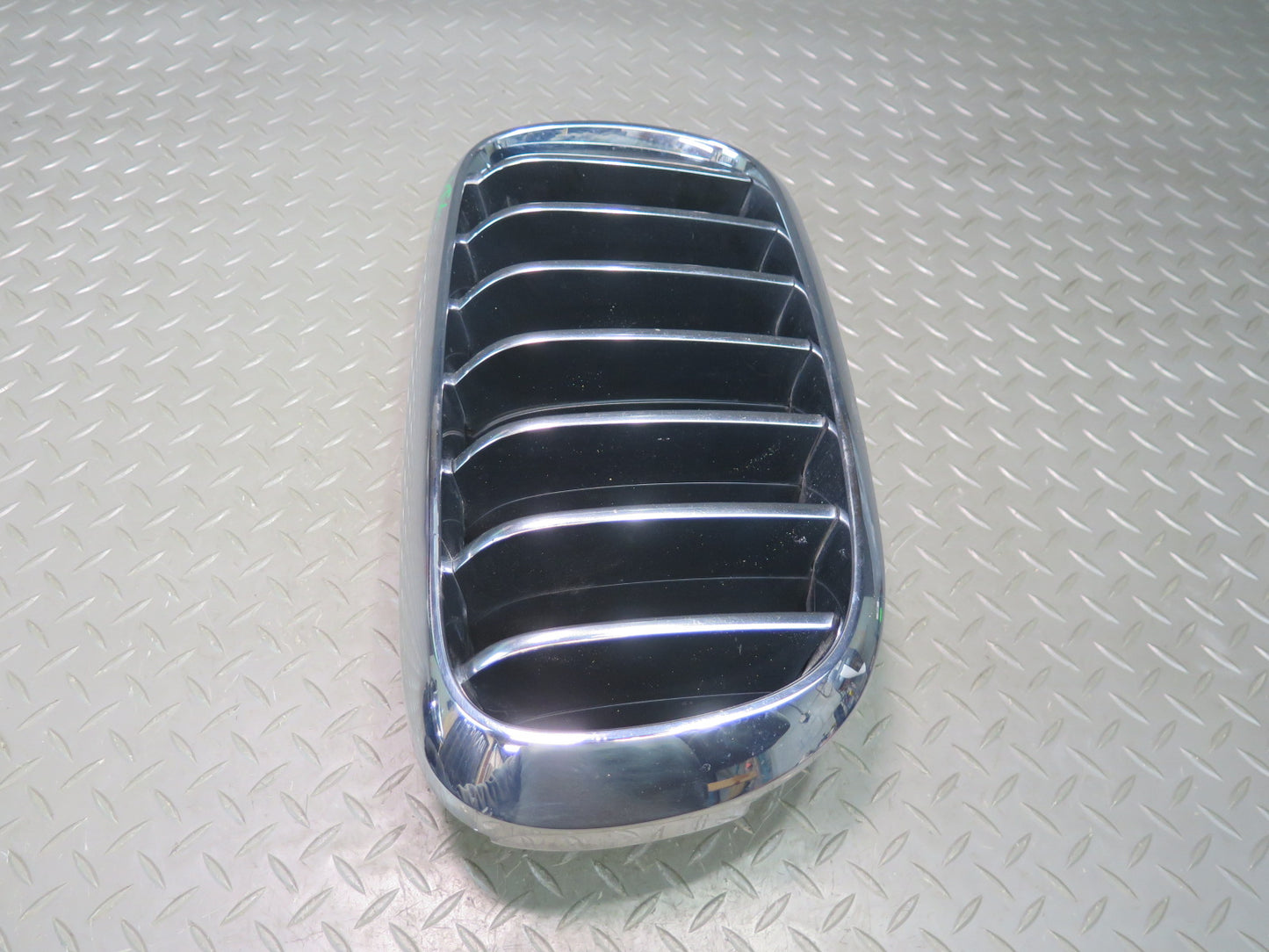 2014-2018 BMW F15 X5 Front Left & Right Hood Kidney Set of 2