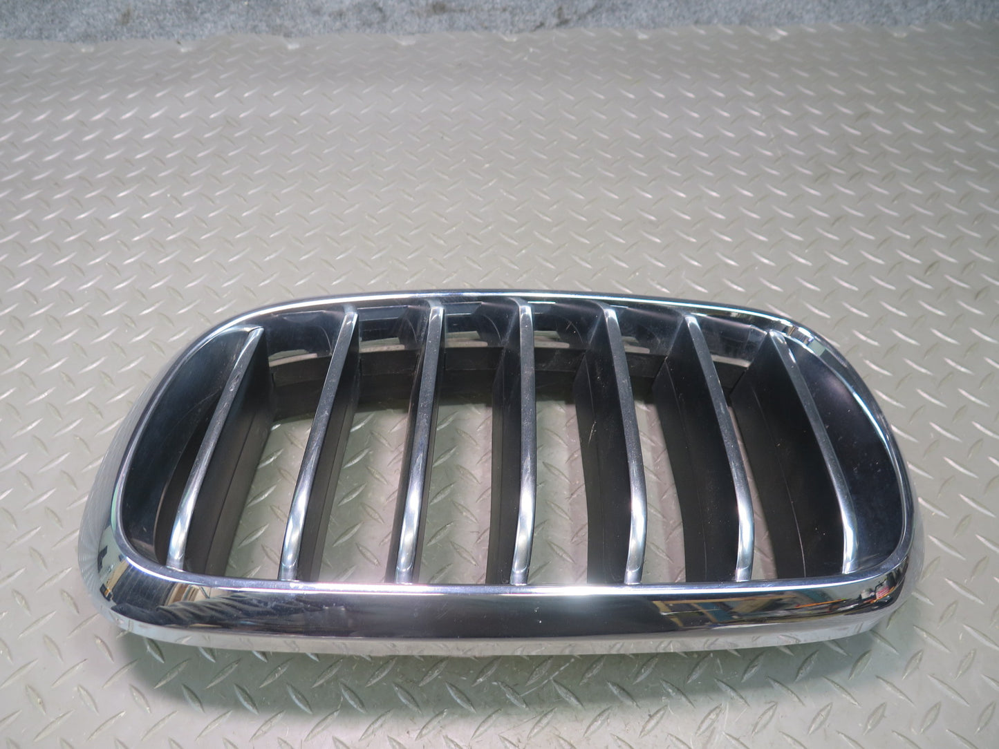2014-2018 BMW F15 X5 Front Left & Right Hood Kidney Set of 2