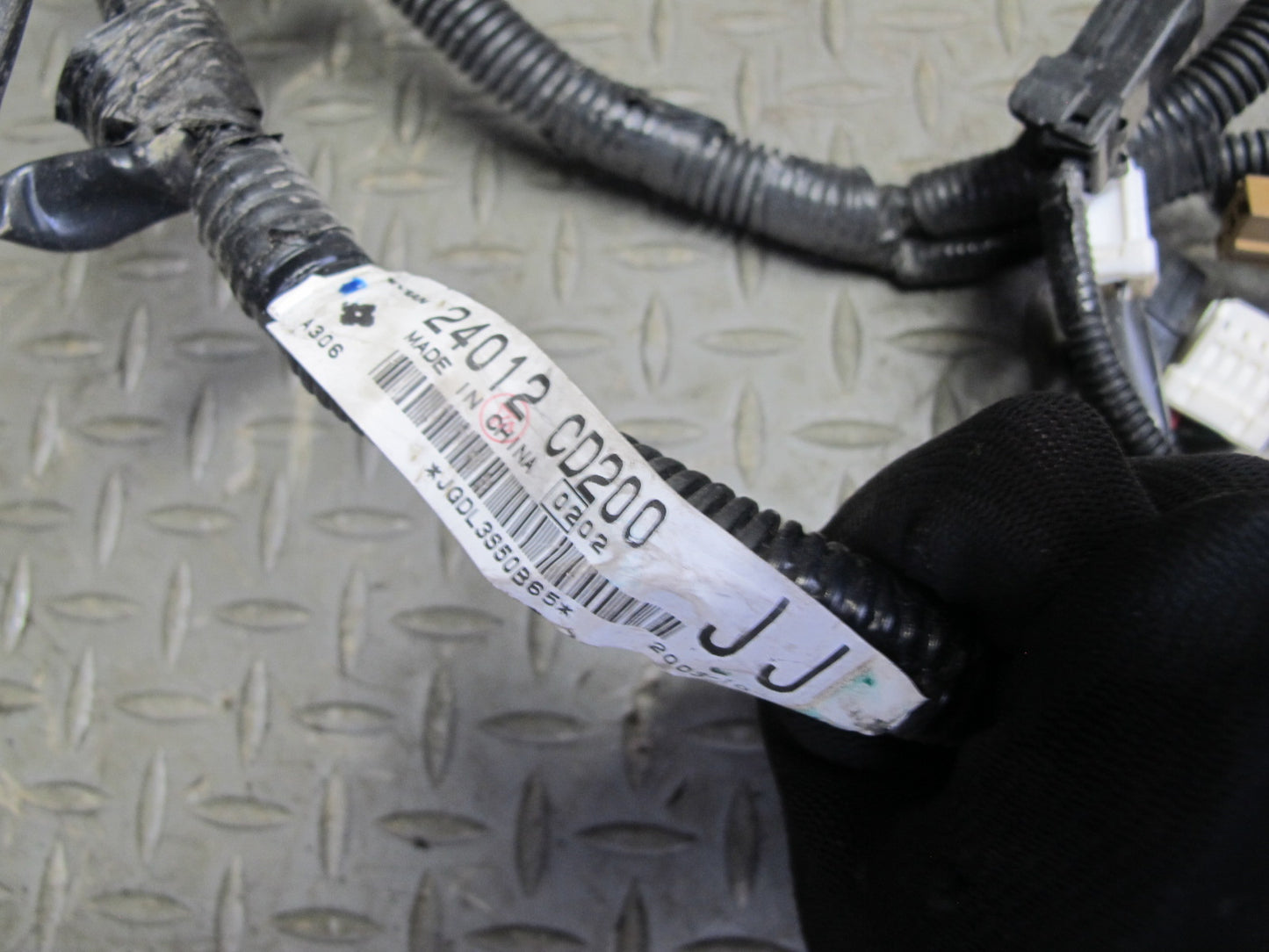 2004 Nissan Z33 350Z3.5L VQ35DE M/T Engine Bay Wire Wiring Harness 24012-CD200