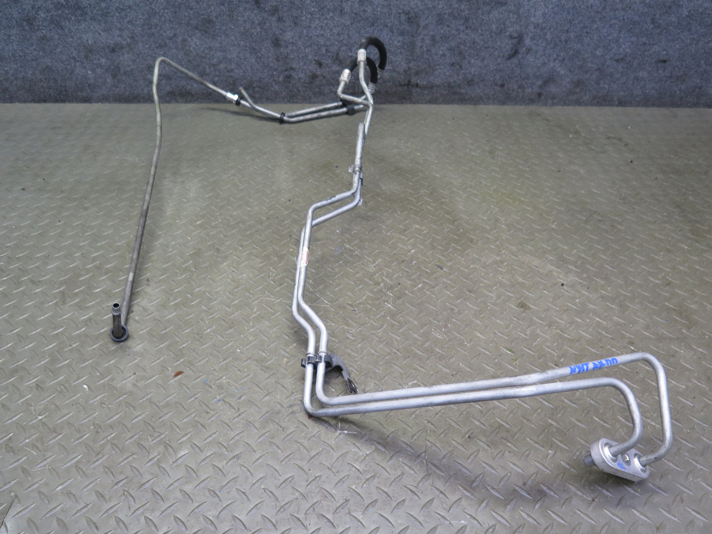 2008-2009 Hummer H2 6.0L Automatic Transmission Oil Cooler Hose Pipe Line Set