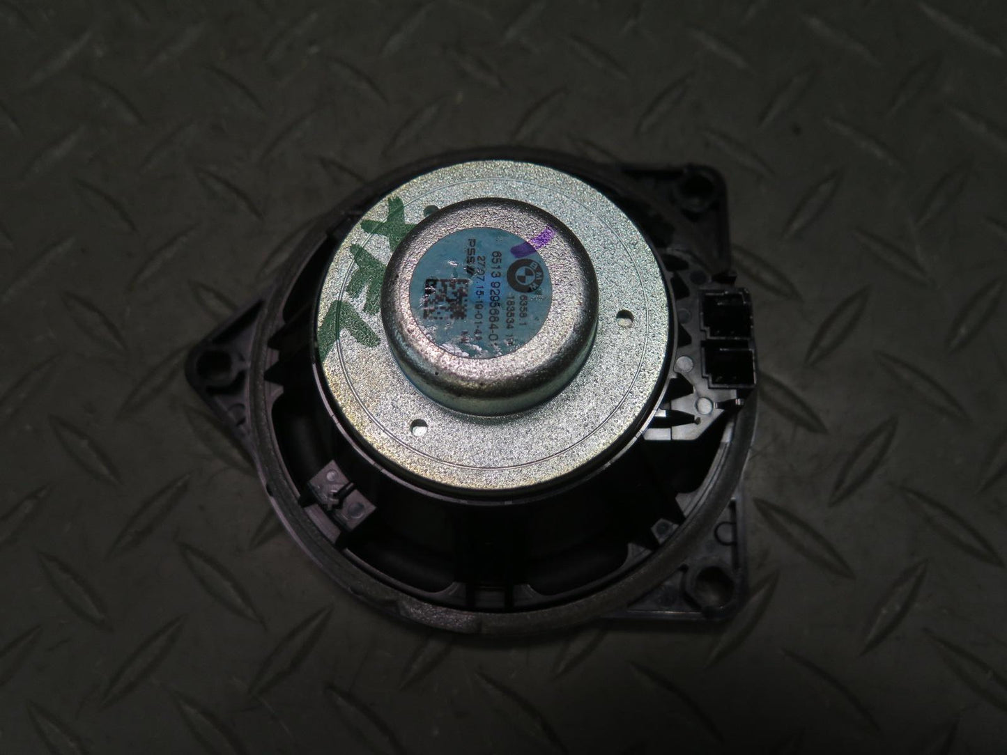 2014-2018 BMW F15 X5 Dash Instrument Panel Front Center Speaker 9295684