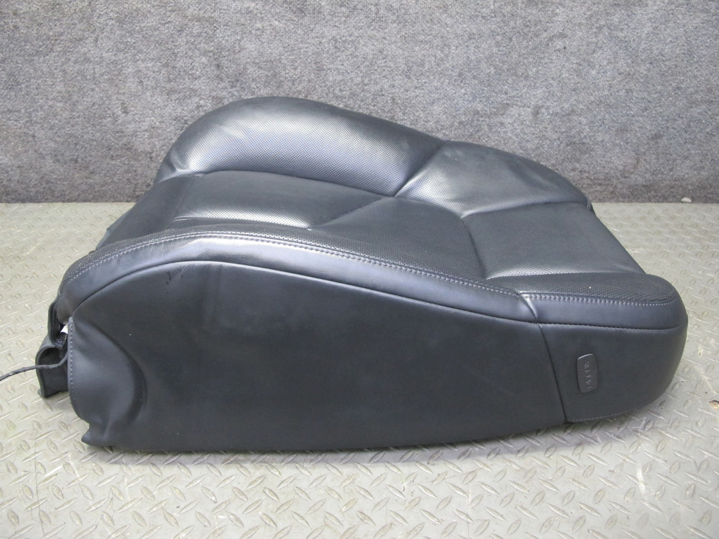 2011-2018 Porsche Cayenne 958 Front Seat Left Side Upper Leather Cushion Black
