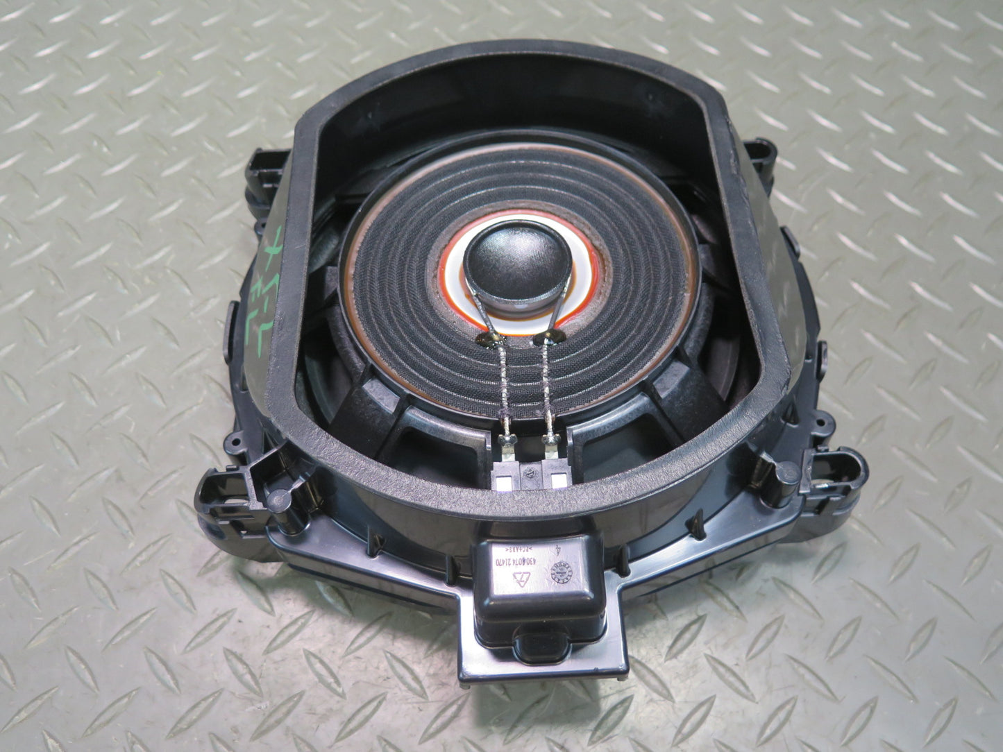 2014-2018 BMW F15 X5 Left & Right Hi-fi Subwoofer Speaker Set of 2