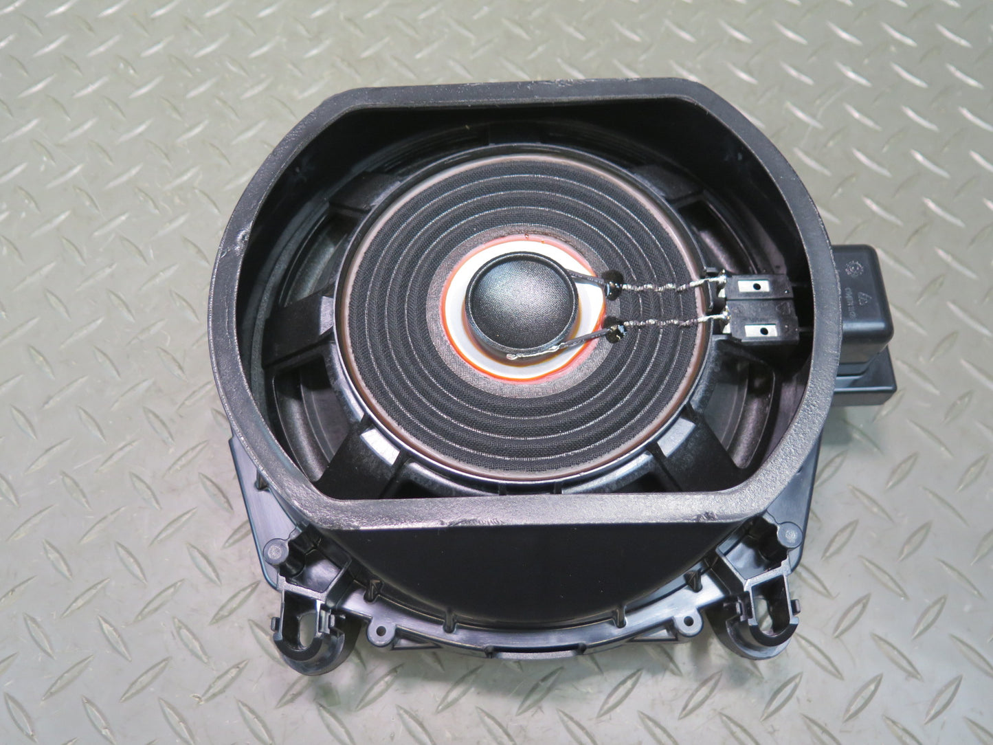 2014-2018 BMW F15 X5 Left & Right Hi-fi Subwoofer Speaker Set of 2