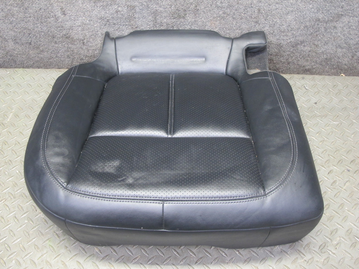 2011-2018 Porsche Cayenne 958 Rear Seat Right Side Lower Leather Cushion Black