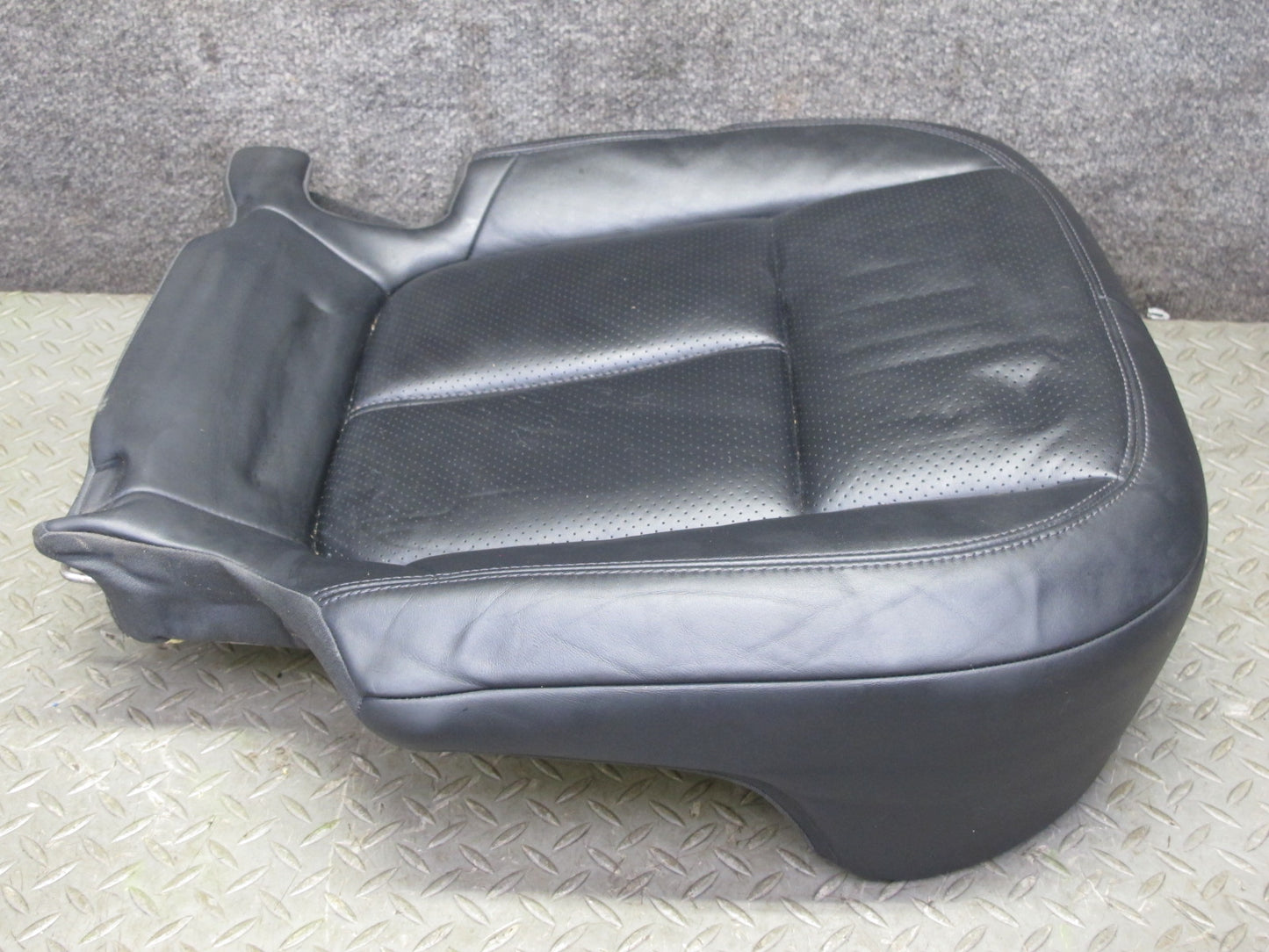 2011-2018 Porsche Cayenne 958 Rear Seat Right Side Lower Leather Cushion Black