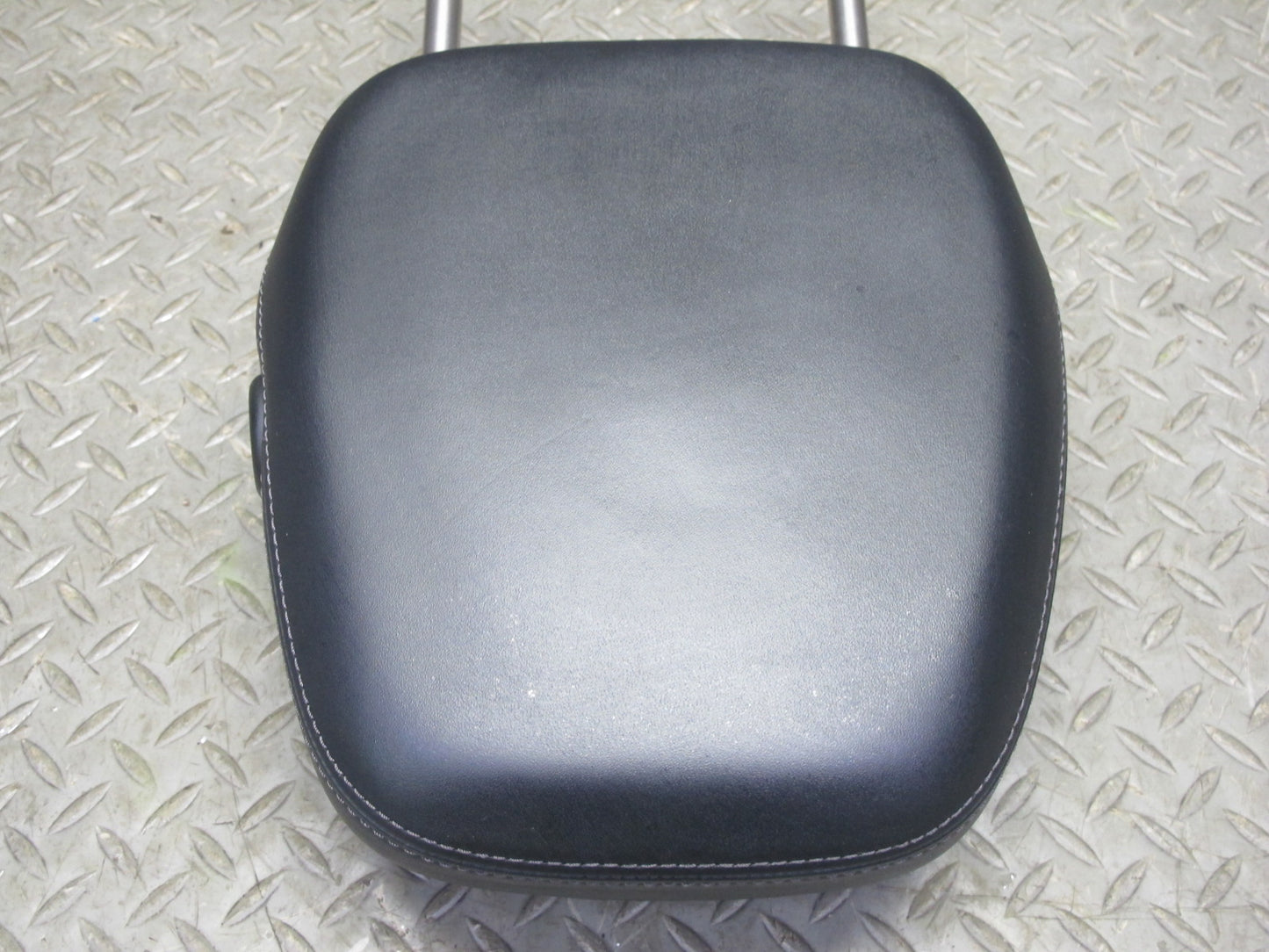 2011-2018 Porsche Cayenne 958 Front Left & Right Side Seat Headrest Set