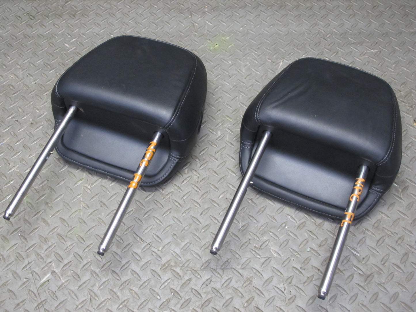 2011-2018 Porsche Cayenne 958 Front Left & Right Side Seat Headrest Set