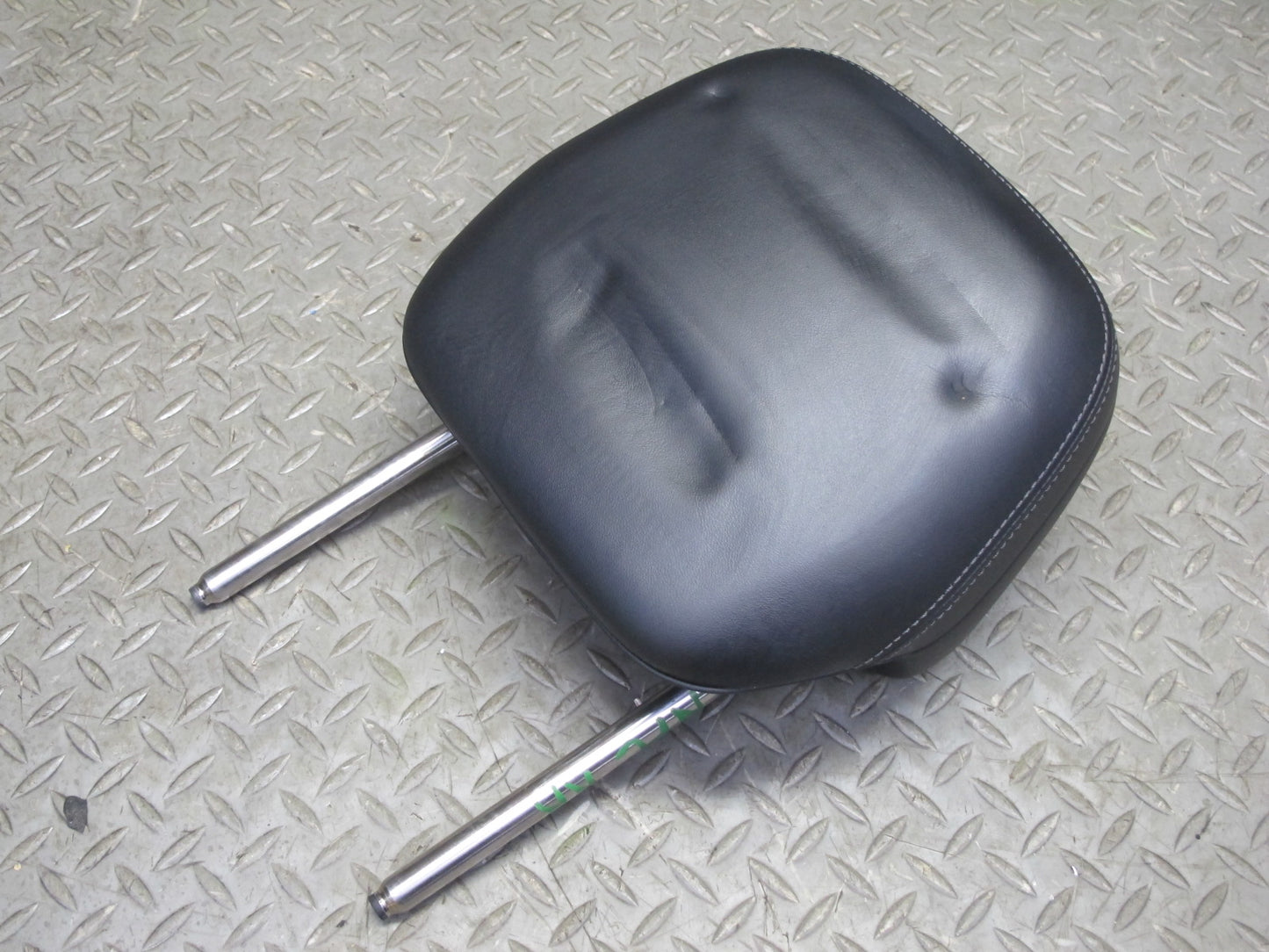 2011-2018 Porsche Cayenne 958 Rear Left Center Right Side Seat Headrest Set