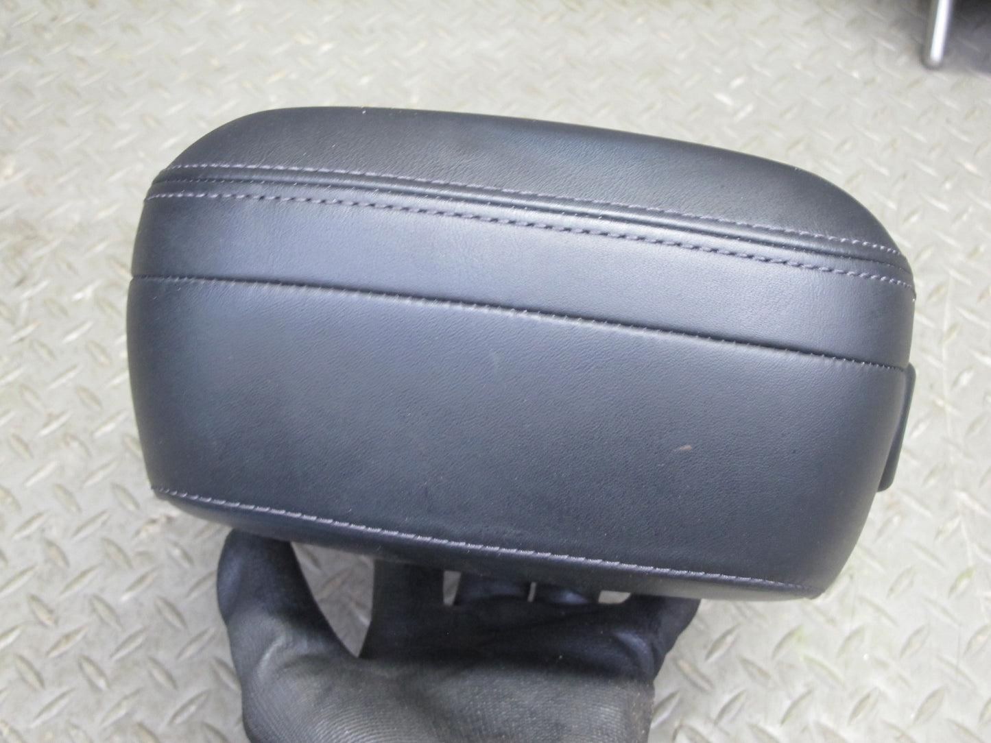 2011-2018 Porsche Cayenne 958 Rear Left Center Right Side Seat Headrest Set