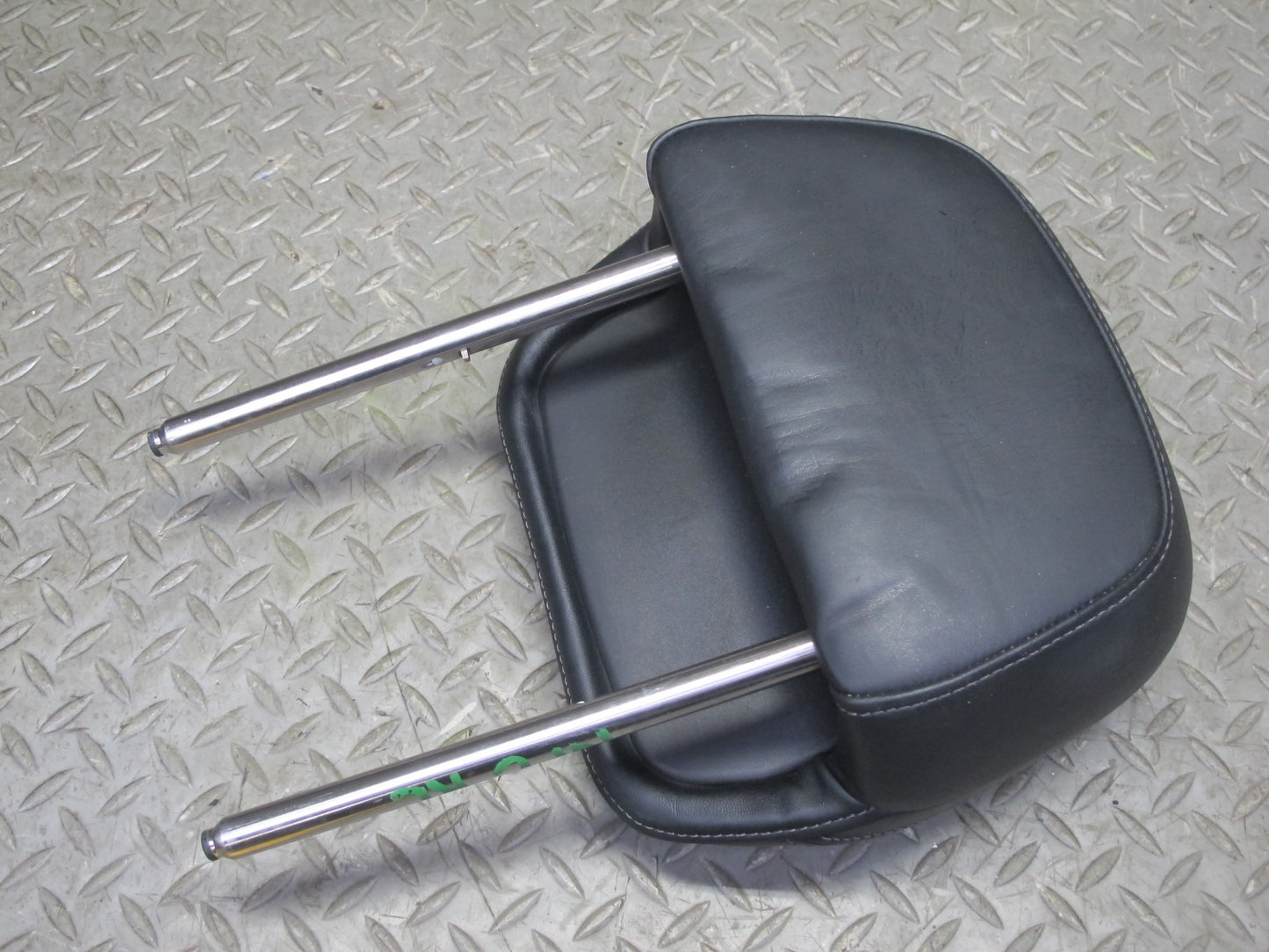 2011-2018 Porsche Cayenne 958 Rear Left Center Right Side Seat Headrest Set
