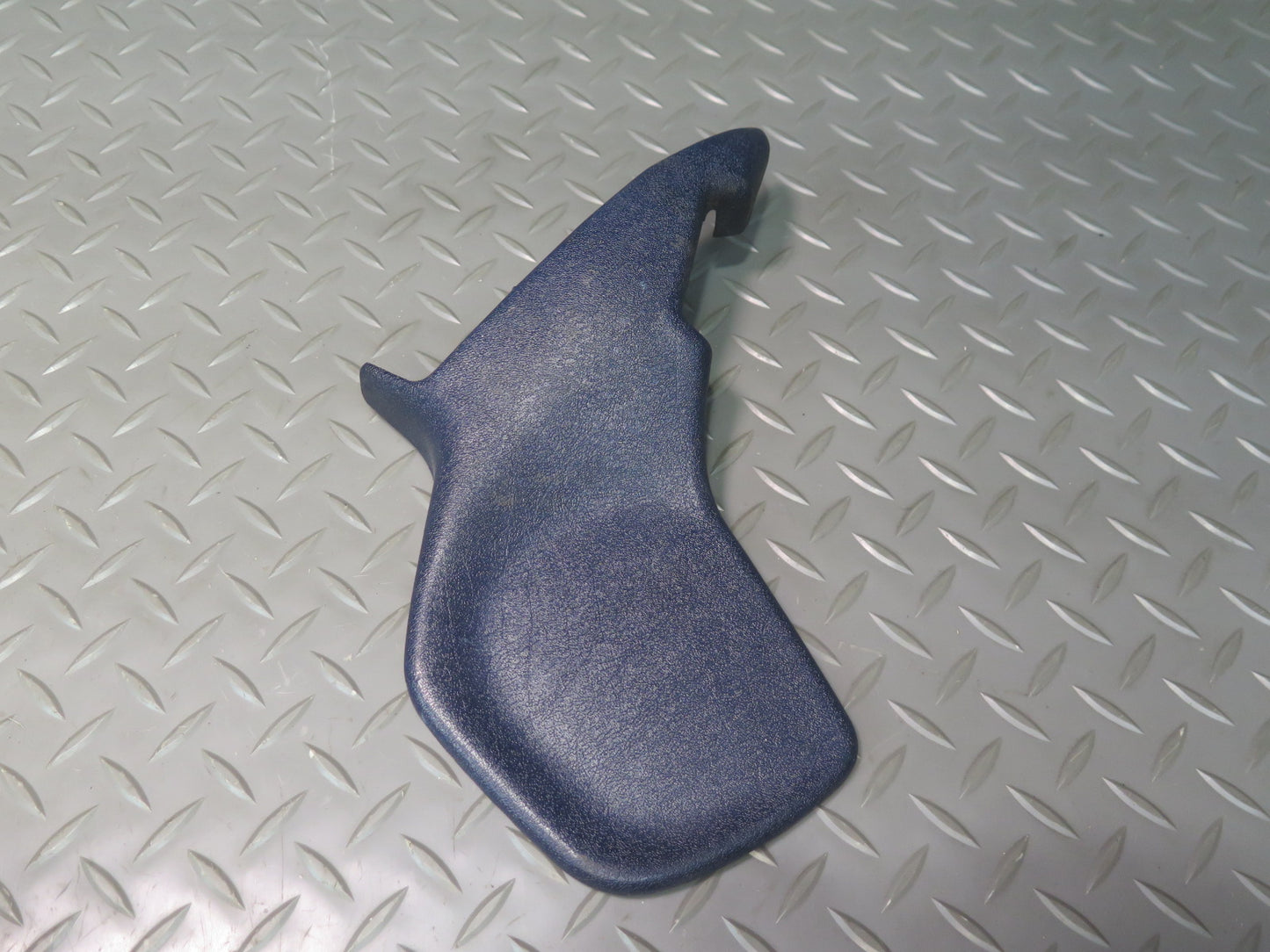 82-85 Mercedes W123 300D Front Right Seat Trim Blue w Adjustment Knob Set OEM
