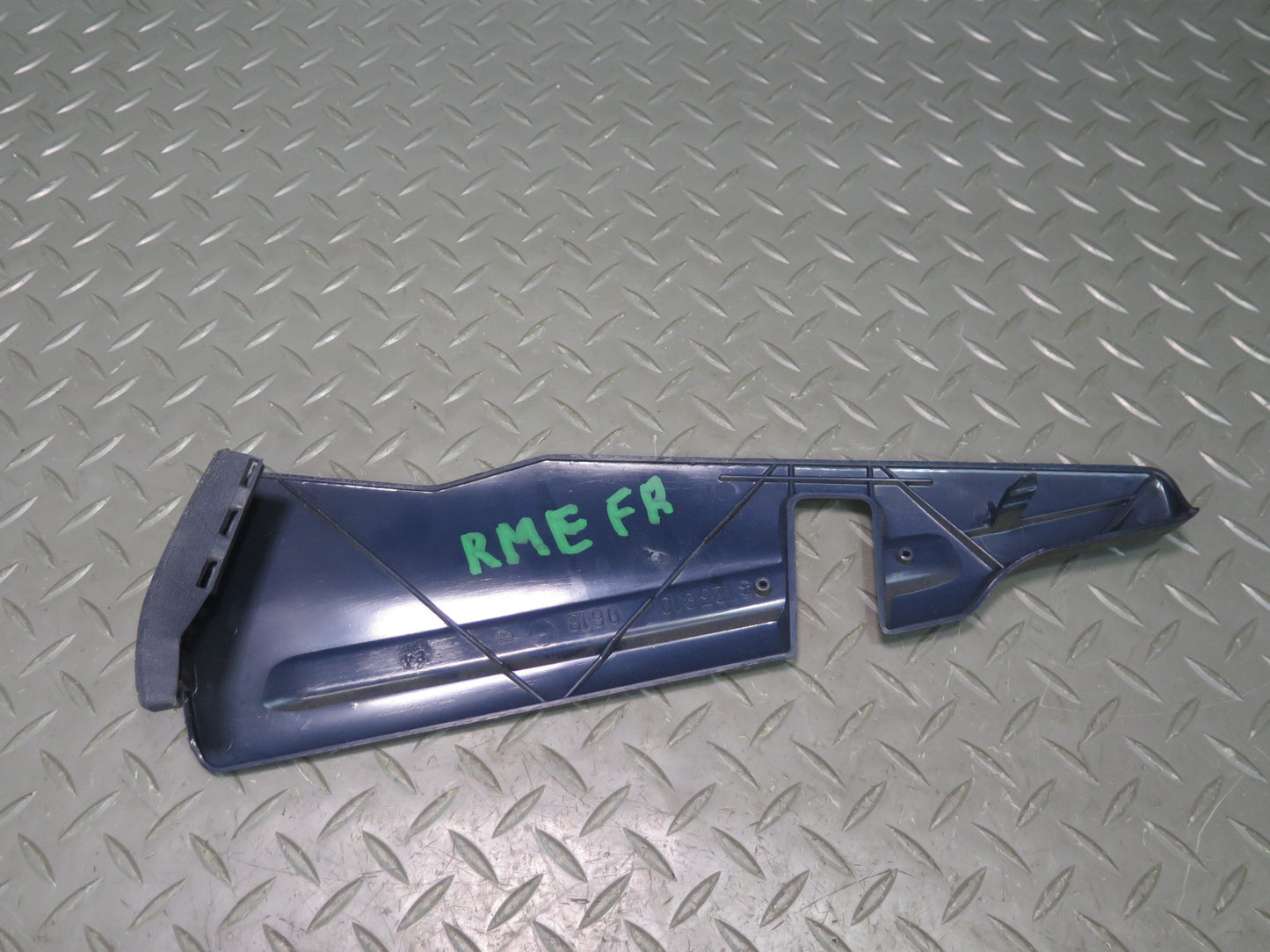 82-85 Mercedes W123 300D Front Right Seat Trim Blue w Adjustment Knob Set OEM