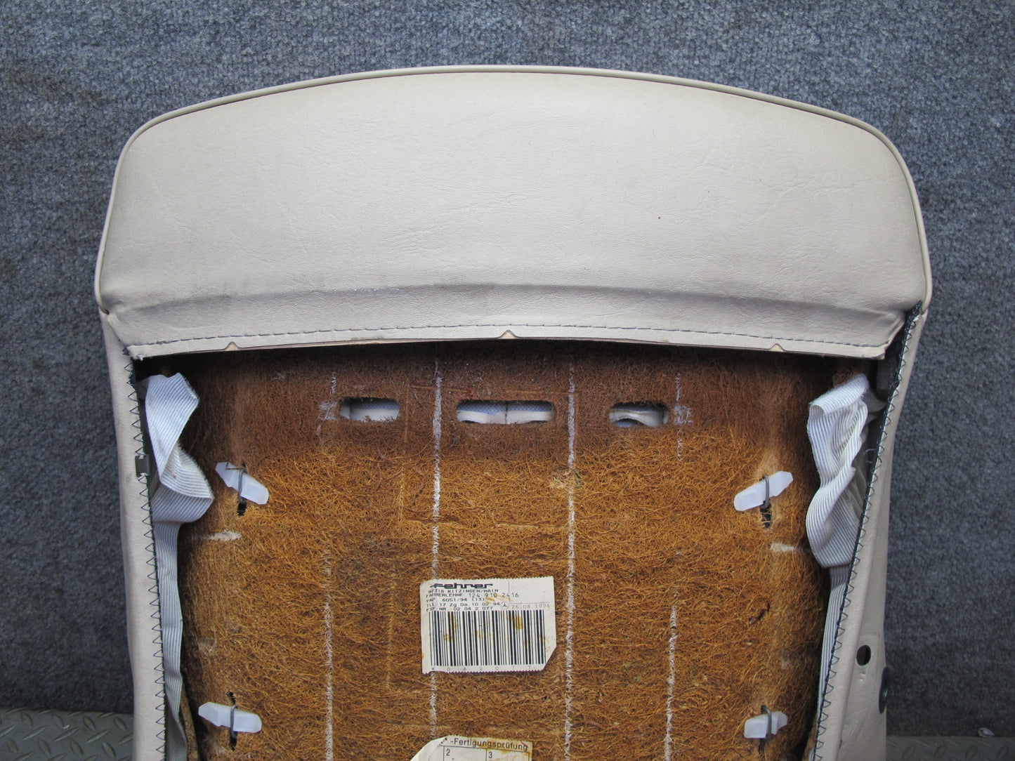 90-95 Mercedes W124 300D Front Left Seat Upper Backrest Cushion Beige OEM