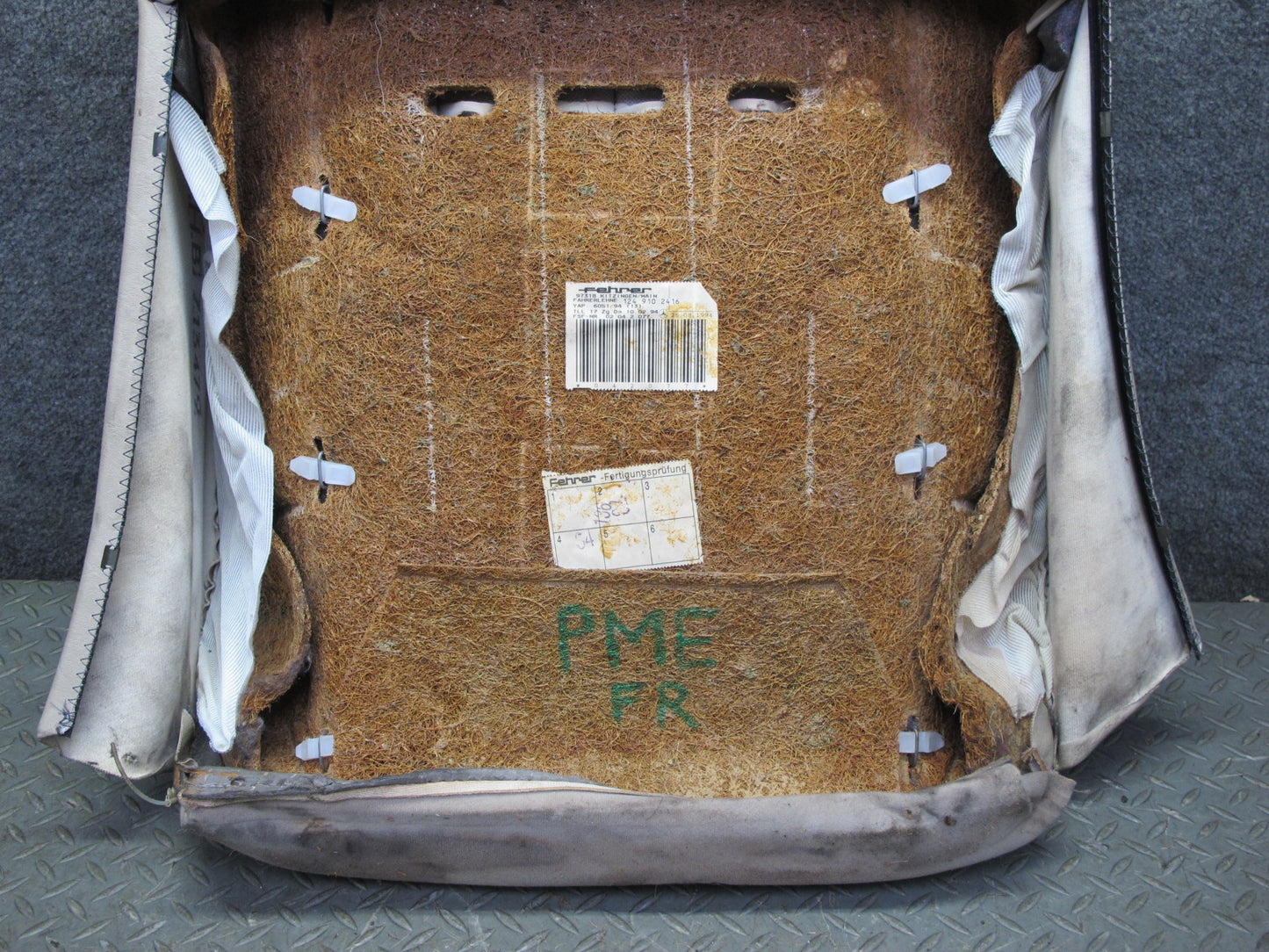 90-95 Mercedes W124 300D Front Right Seat Upper Backrest Cushion Beige OEM
