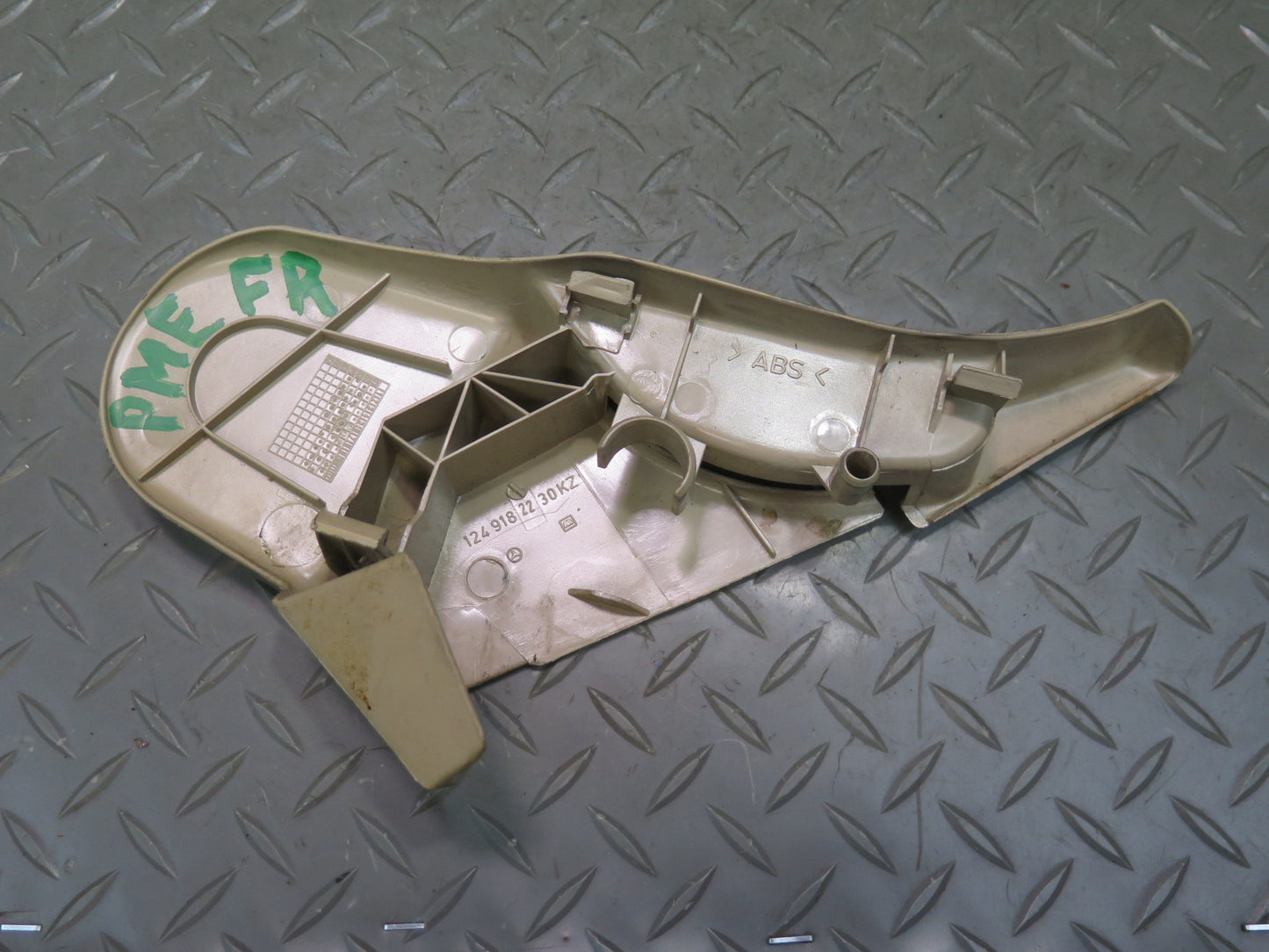 94-95 Mercedes W124 300D Front Right Seat Trim Cover Panel w Carpet Set OEM