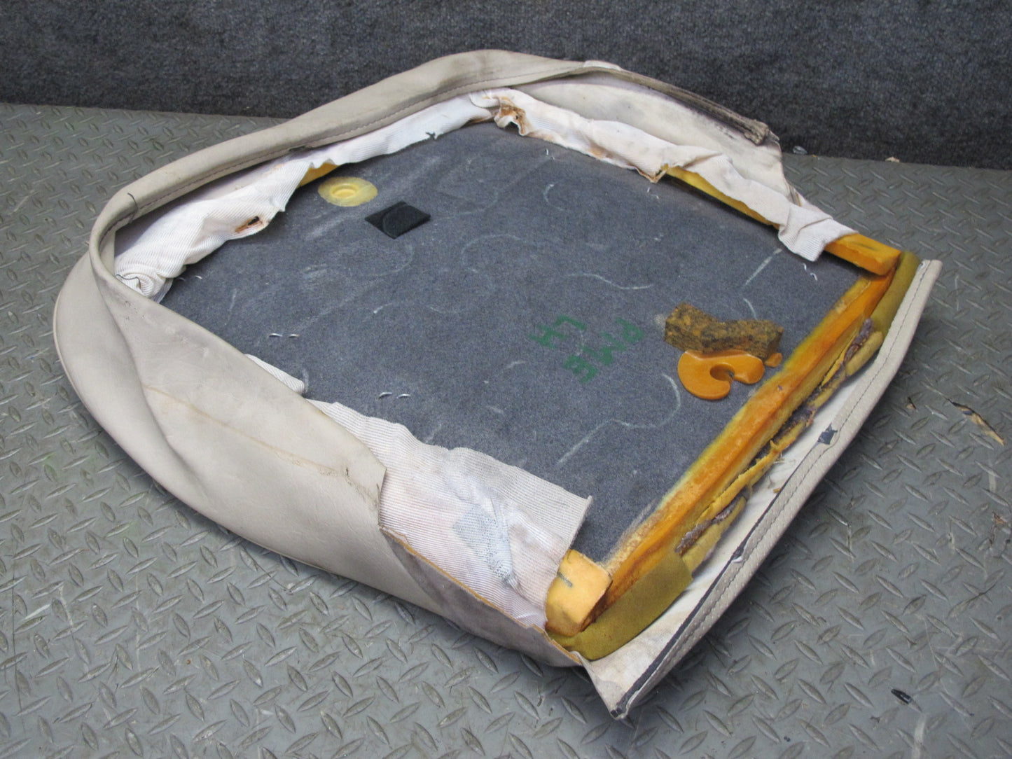 90-95 Mercedes W124 300D Front Left Seat Lower Leather Cushion Beige OEM
