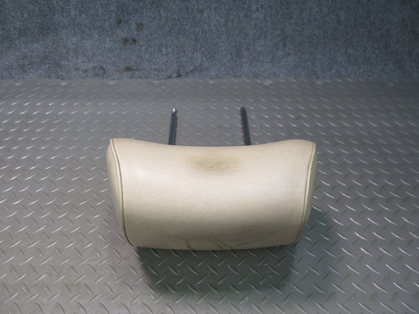 90-95 Mercedes W124 300D Front Left & Right Seat Leather Headrest Beige Set OEM