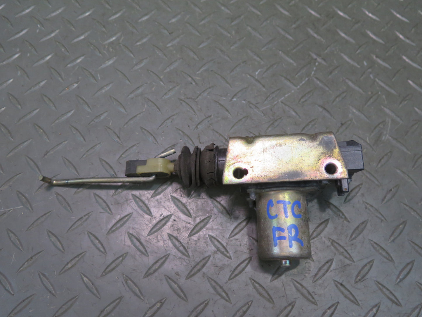 84-93 Chevrolet Corvette C4 Right Door Central Lock Actuator Motor OEM