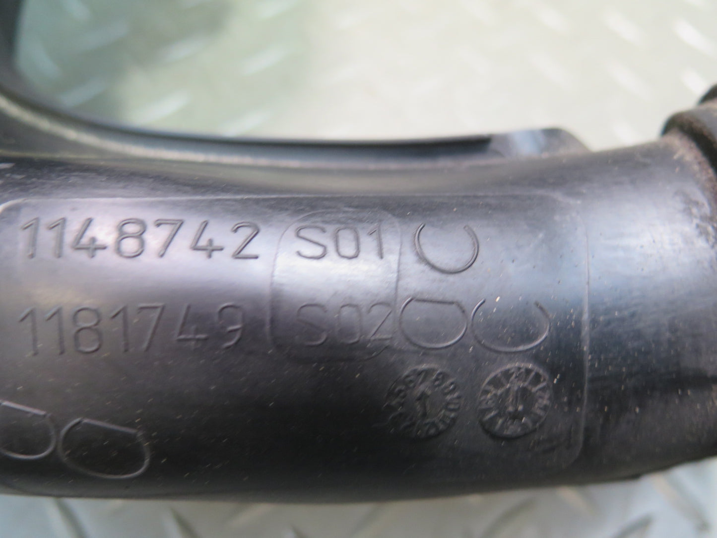 2014-2018 BMW F15 X5 N55 Engine Air Intake Cleaner Duct Hose Line 1148742